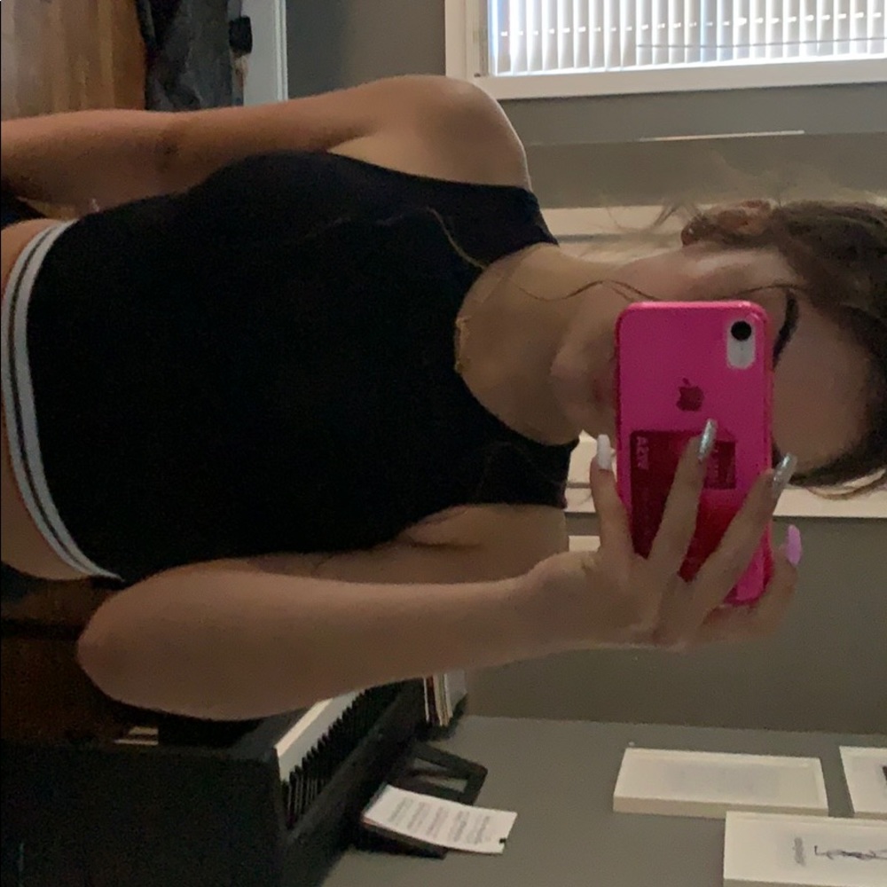 Cropped top